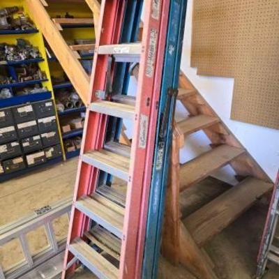 #2016 • 2 6' A-Frame Ladders 1 4' A-Frame Ladder
