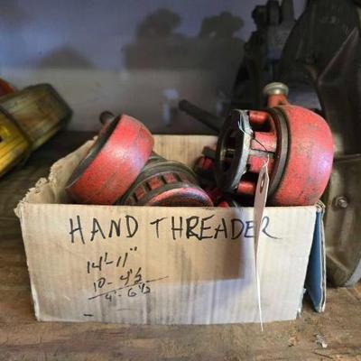 #2088 • Box of Hand Threaders
