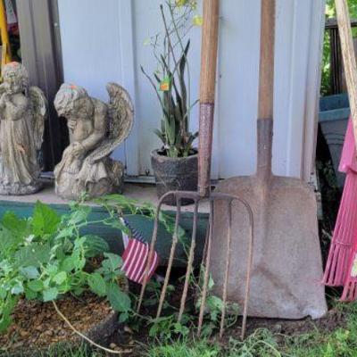 Tools and Statues 