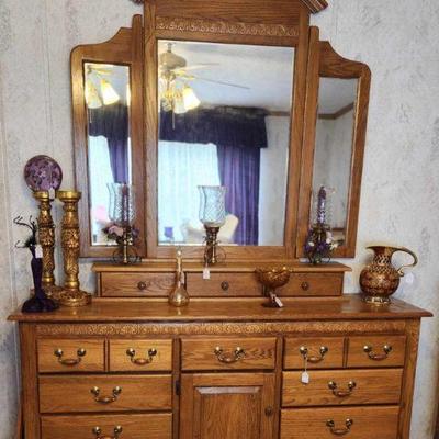 Retro dresser with mirror and side table with lift up top.