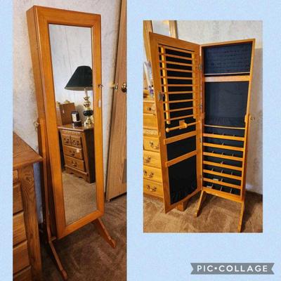 Jewelry cabinet