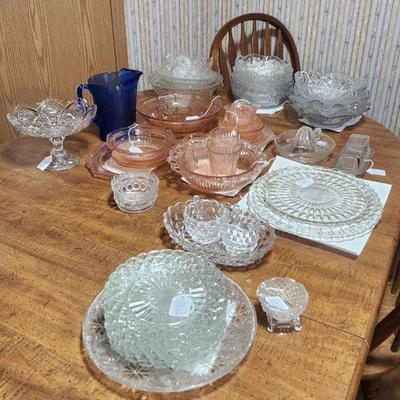 SEVERAL pieces of vintage and antique glass. EAPG