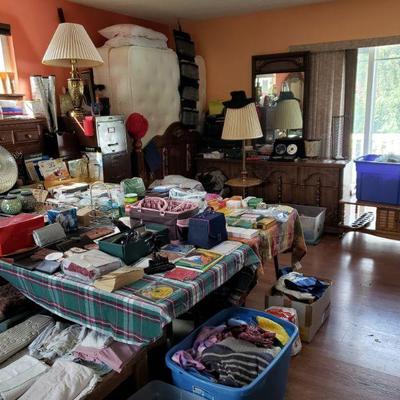 Estate sale photo