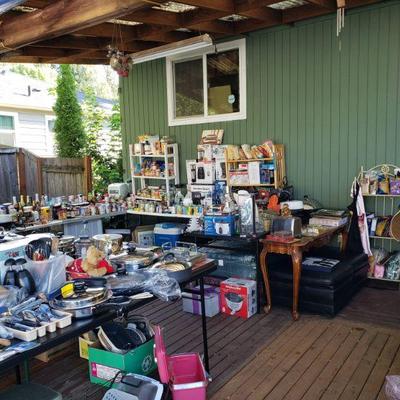 Estate sale photo