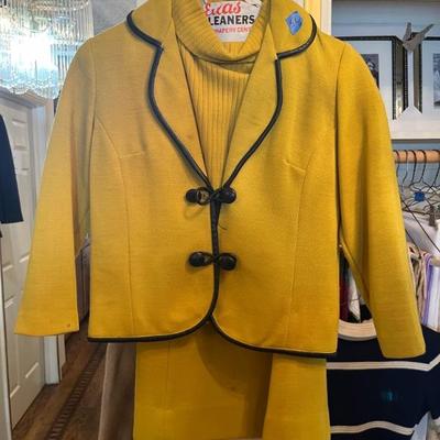 VINTAGE 2 PC SUITING