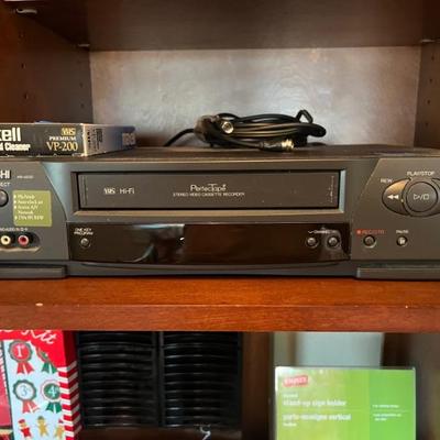 VHS PLAYER