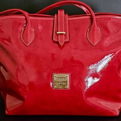 Dooney & Bourke Tote Serial J8824304