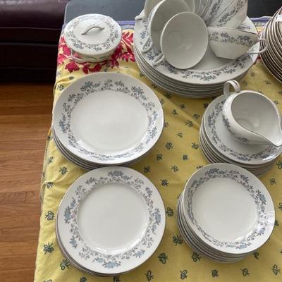 Wentworth Fine China 46-piece set