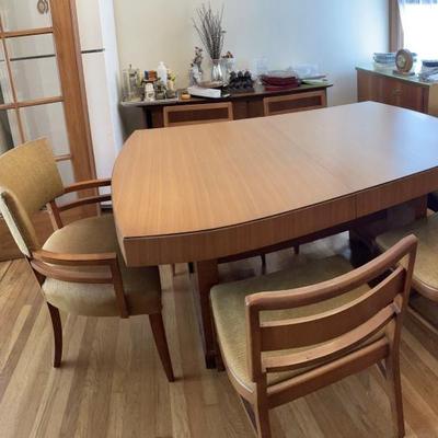 mcm dining table with 6 mcm chairs 