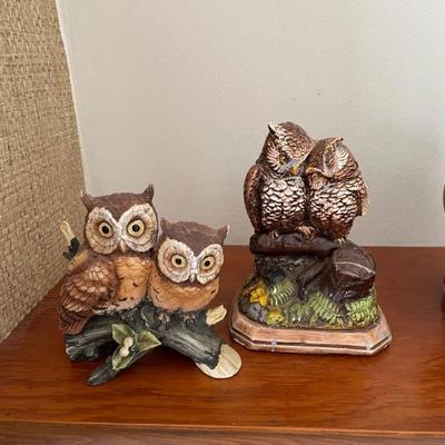 resin cuddling owls 