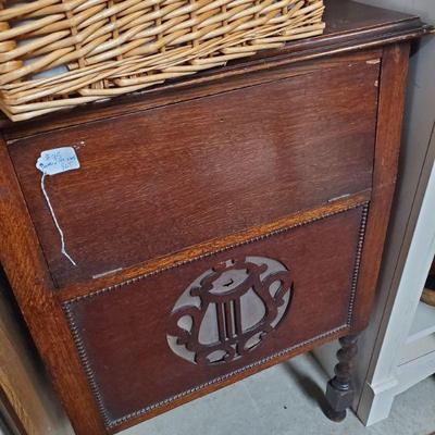 Victola cabinet shell only 