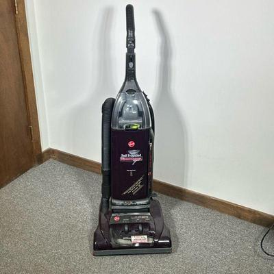 HOOVER SELF-PROPELLED VACUUM | Hoover self-propelled vacuum with Wind Tunnel Technology featuring carpet height adjustment, 3M HEPA...
