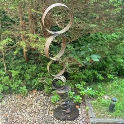 WHITMORE BOOGAERTS STEEL SCULPTURE | Having graduated steel circles welded together on spring base, signed on bottom "WB". - h....
