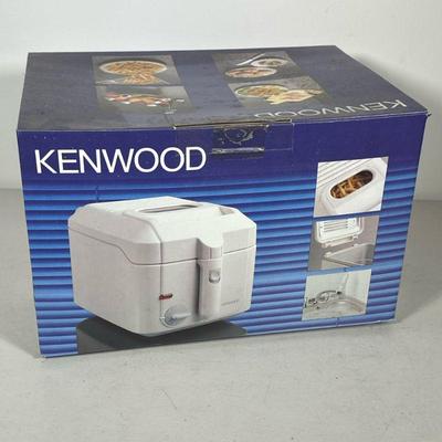 KENWOOD DEEP FRYER | Kenwood DF370 deep fryer. - l. 15 x w. 11 x h. 9.75 in

