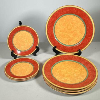 LAURE JAPY TERRA NOVA LIMOGES DISHES | Comprises: 4 11.75 in. Dinner plates and 4 7.5 in. Dessert plates in Terra Nova pattern from Laure...