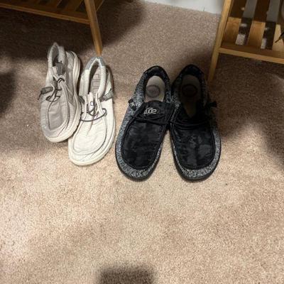 Women's shoes