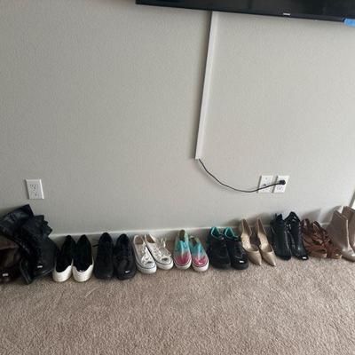 Lots of women's shoes