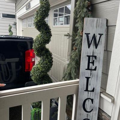 Topiary, welcome sign