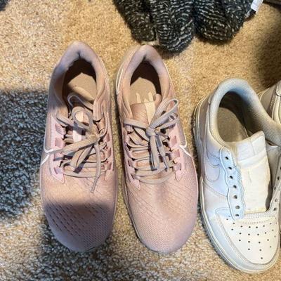 Girls shoes