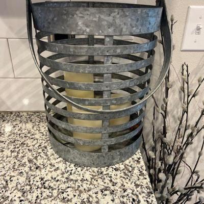 Metal bucket, candels