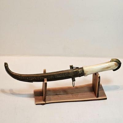 https://www.auctionninja.com/stress-free-estate-services-llc/sales/details/militaria-fine-art-coins-civil-war-rugs-antiques-fine-jewelry-...
