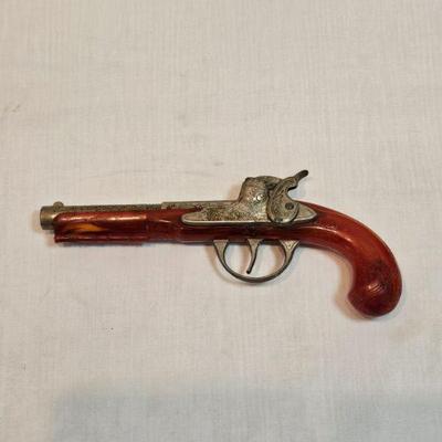 https://www.auctionninja.com/stress-free-estate-services-llc/sales/details/militaria-fine-art-coins-civil-war-rugs-antiques-fine-jewelry-...