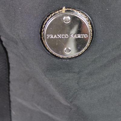 https://whynotmarketplace.hibid.com/catalog/557483/brand--bags-purses-and-caps-ending-jun-30-at-7pm