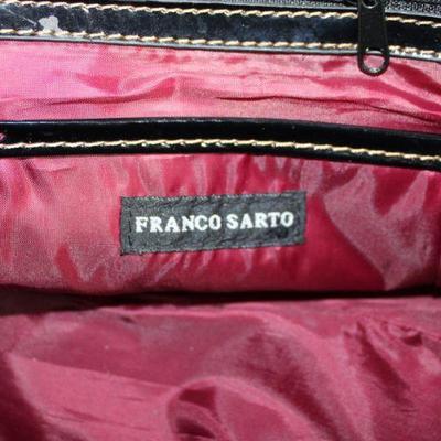 https://whynotmarketplace.hibid.com/catalog/557483/brand--bags-purses-and-caps-ending-jun-30-at-7pm