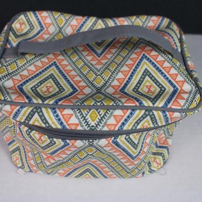 https://whynotmarketplace.hibid.com/catalog/557483/brand--bags-purses-and-caps-ending-jun-30-at-7pm