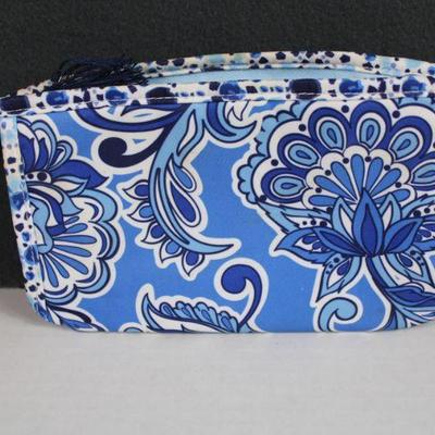 https://whynotmarketplace.hibid.com/catalog/557483/brand--bags-purses-and-caps-ending-jun-30-at-7pm