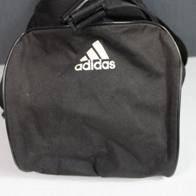 https://whynotmarketplace.hibid.com/catalog/557483/brand--bags-purses-and-caps-ending-jun-30-at-7pm