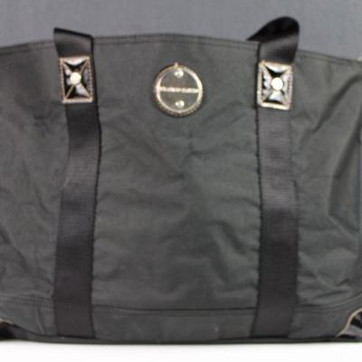 https://whynotmarketplace.hibid.com/catalog/557483/brand--bags-purses-and-caps-ending-jun-30-at-7pm