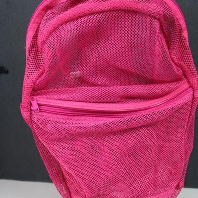 https://whynotmarketplace.hibid.com/catalog/557483/brand--bags-purses-and-caps-ending-jun-30-at-7pm