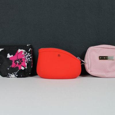 https://whynotmarketplace.hibid.com/catalog/557483/brand--bags-purses-and-caps-ending-jun-30-at-7pm