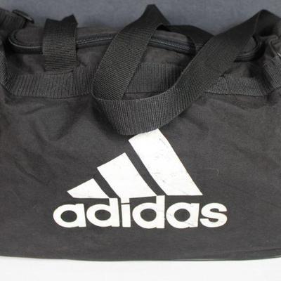 https://whynotmarketplace.hibid.com/catalog/557483/brand--bags-purses-and-caps-ending-jun-30-at-7pm
