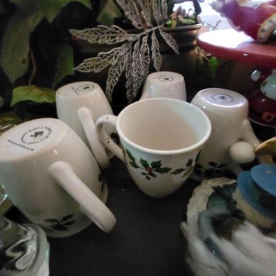 Royal Norfolk cups