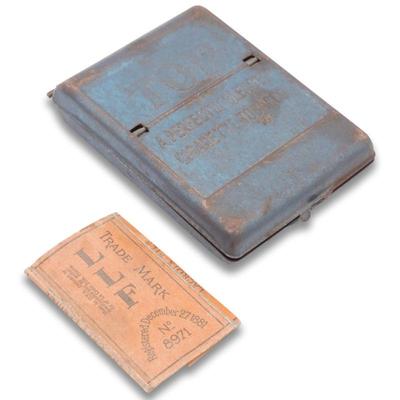 Vintage 1950s TOP Metal Pocket Cigarette Roller