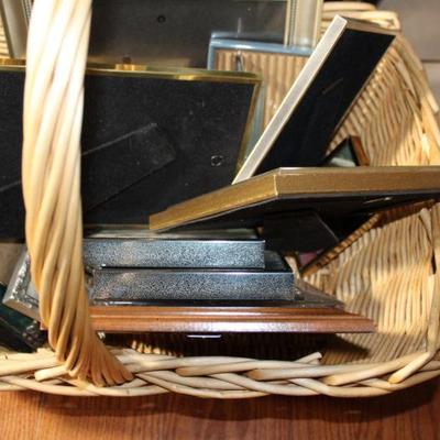 https://whynotmarketplace.hibid.com/catalog/558147/plano-online-estate-sale-ending-july-1-at-7pm