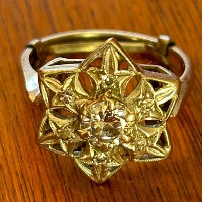 Stunning Gold and Diamond ring. 