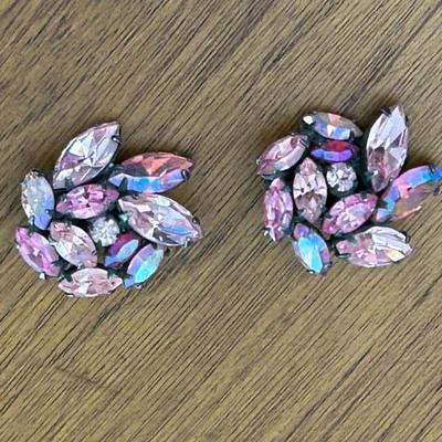 Vintage jewelry. 