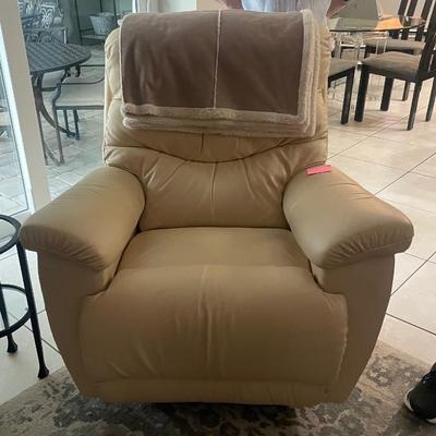 La-Z-Boy Leather recliner 