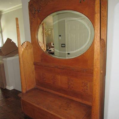 Beautiful oak hall tree. This item is being offered with a reserve in place.  It will not be discounted.