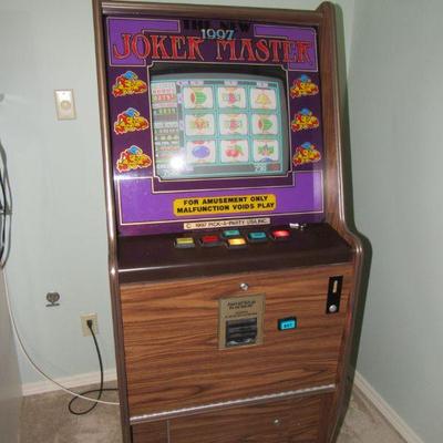 Slot machine- came out of the old Wiggers tavern in Silver Lake MO