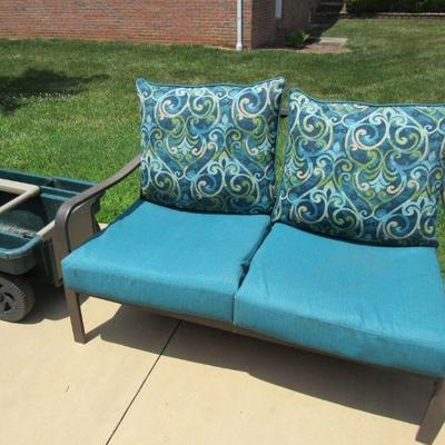 Patio loveseat