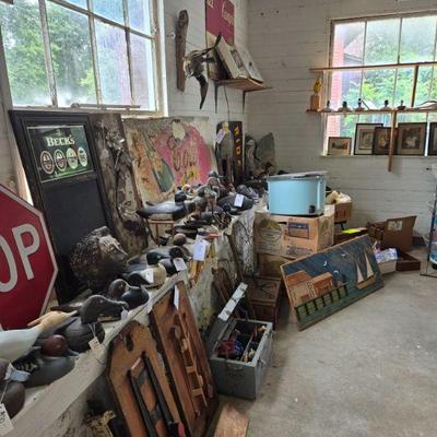 Estate sale photo