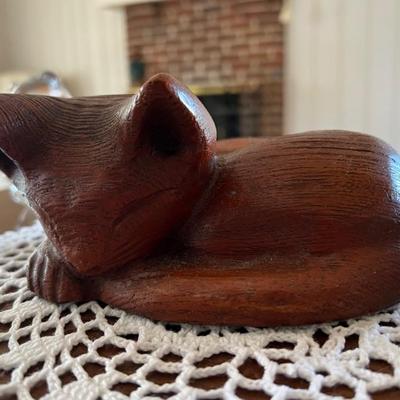 Wooden cat