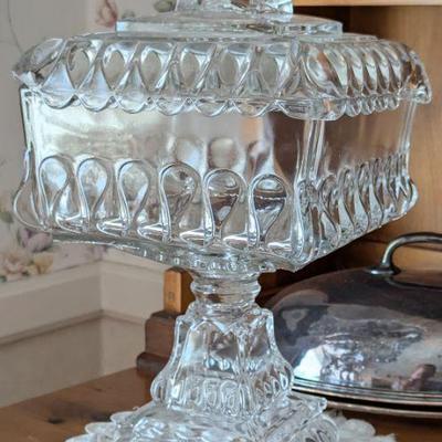 Wedding Cake Box lg. clear candy