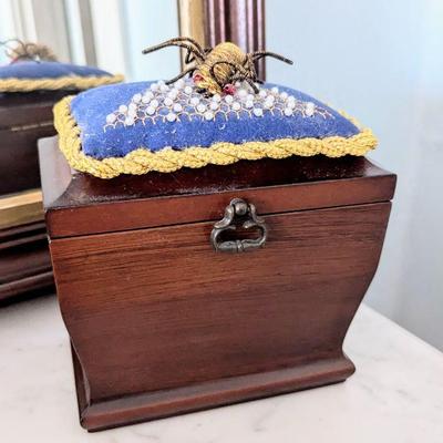 Gunther Mele wooden jewelry box
