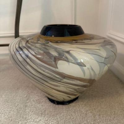 Decorative vase