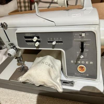 Singer sewing machine - 2 available